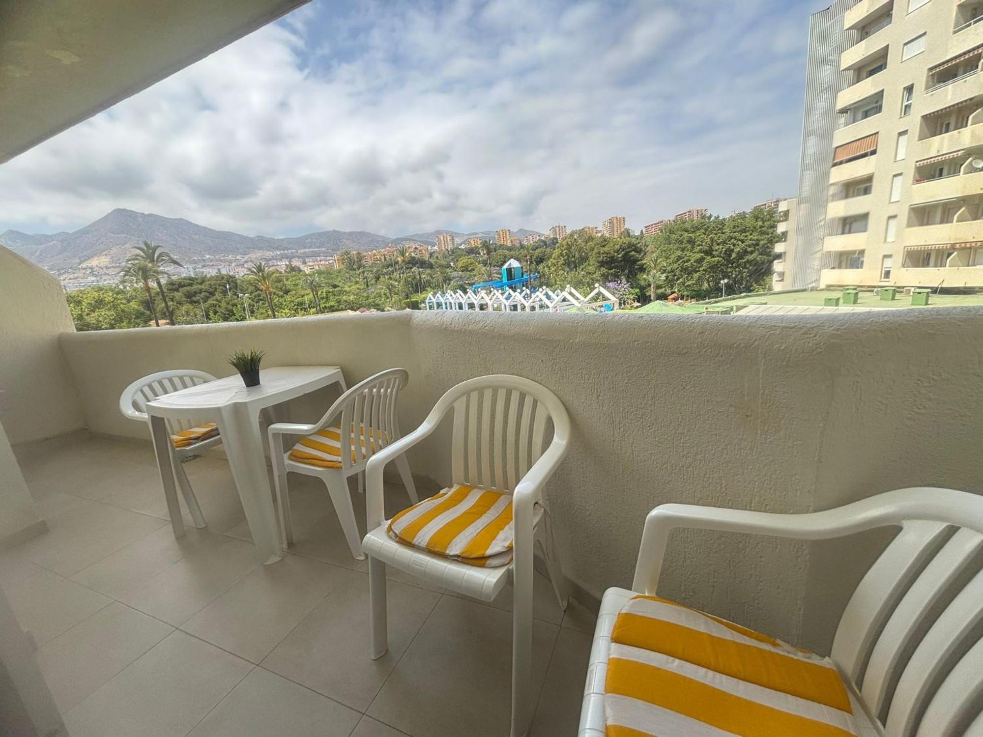 Apartamentos Benalbeach By Benalnova Benalmadena Exterior photo